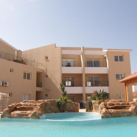 Kronos Holiday Apartments Paralimni Eksteriør billede
