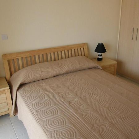 Kronos Holiday Apartments Paralimni Værelse billede